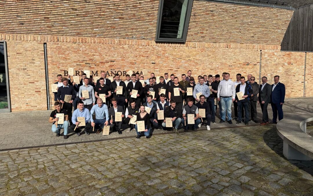 Lehrlingsfreisprechung der Land- und Baumaschinenmechatroniker